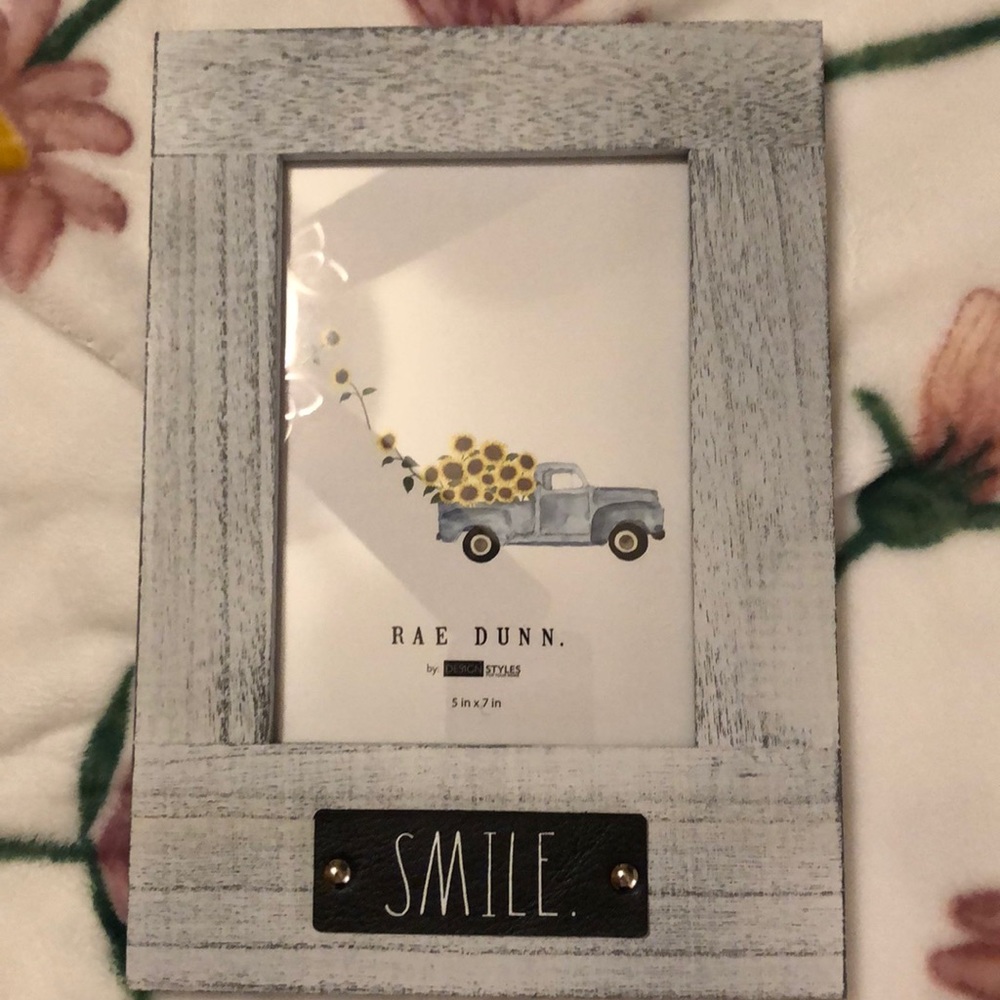 Rae Dunn 5x7 Picture Frame Smile